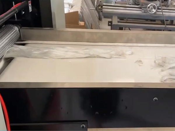 HY600 龍門式玻纖切斷機(jī)視頻